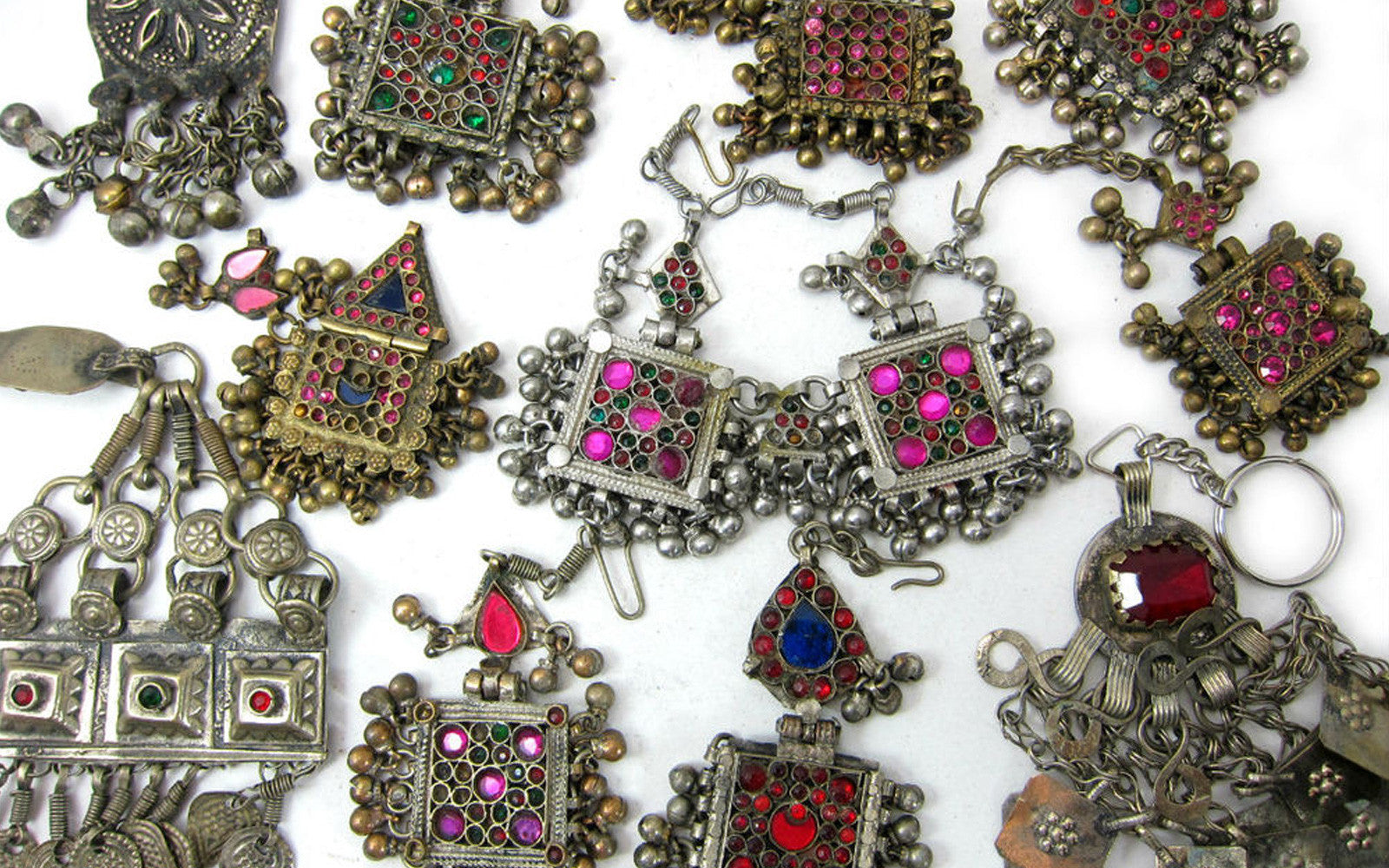 Ethnic jewelry near me deals
