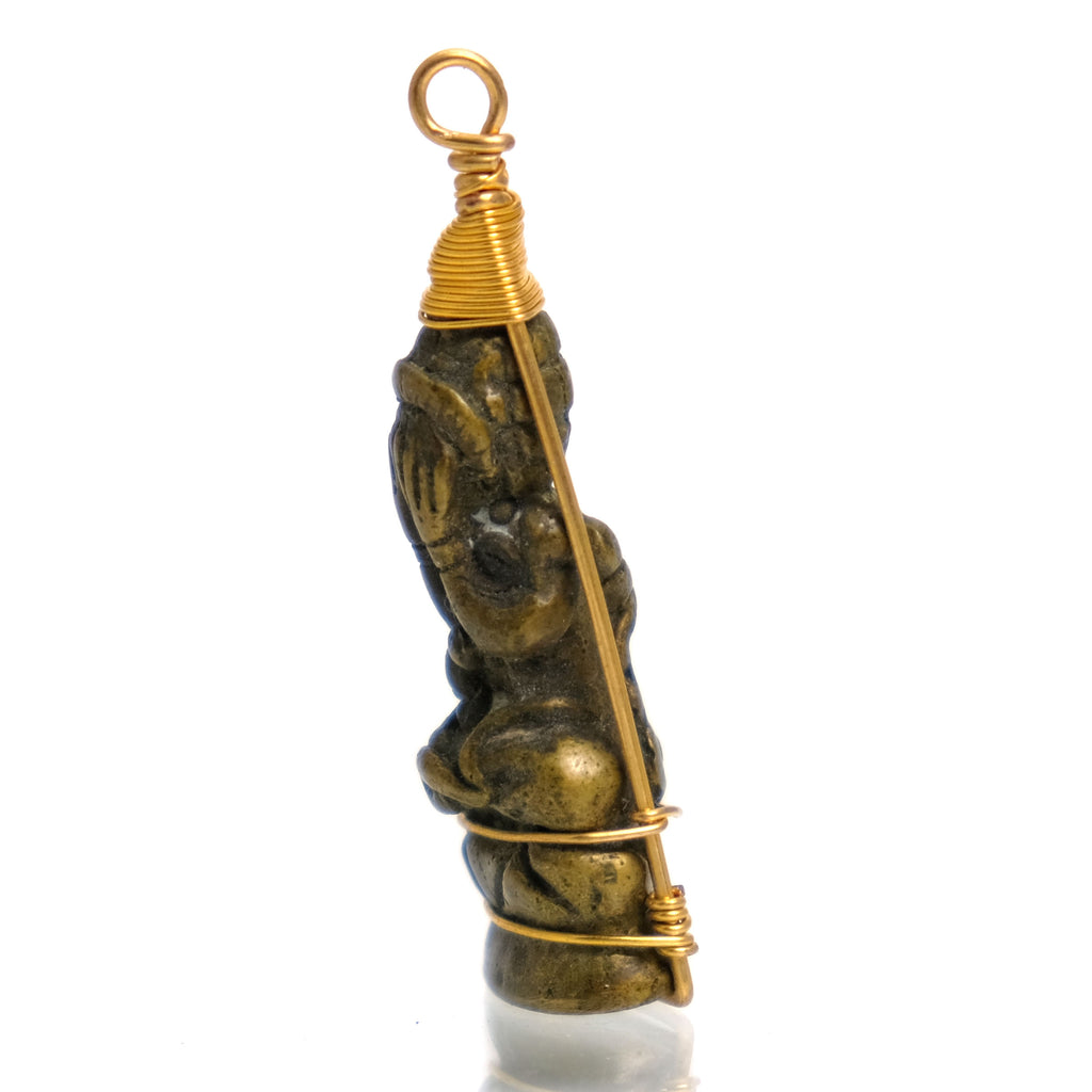 The "Closing Eye Buddha" known as Pra Pit Dtah 2 Amulet