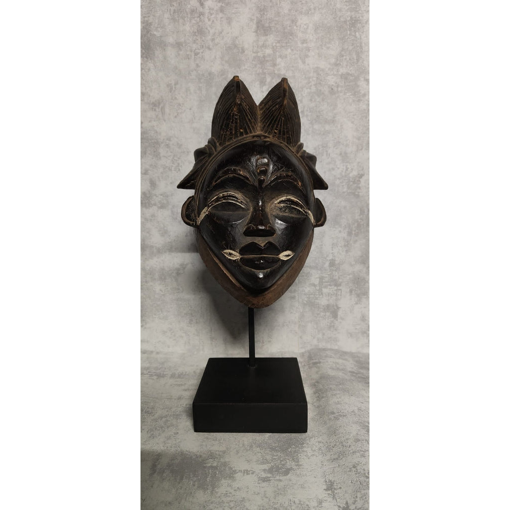 Punu Maiden Mask Tsangui, Gabon #1068