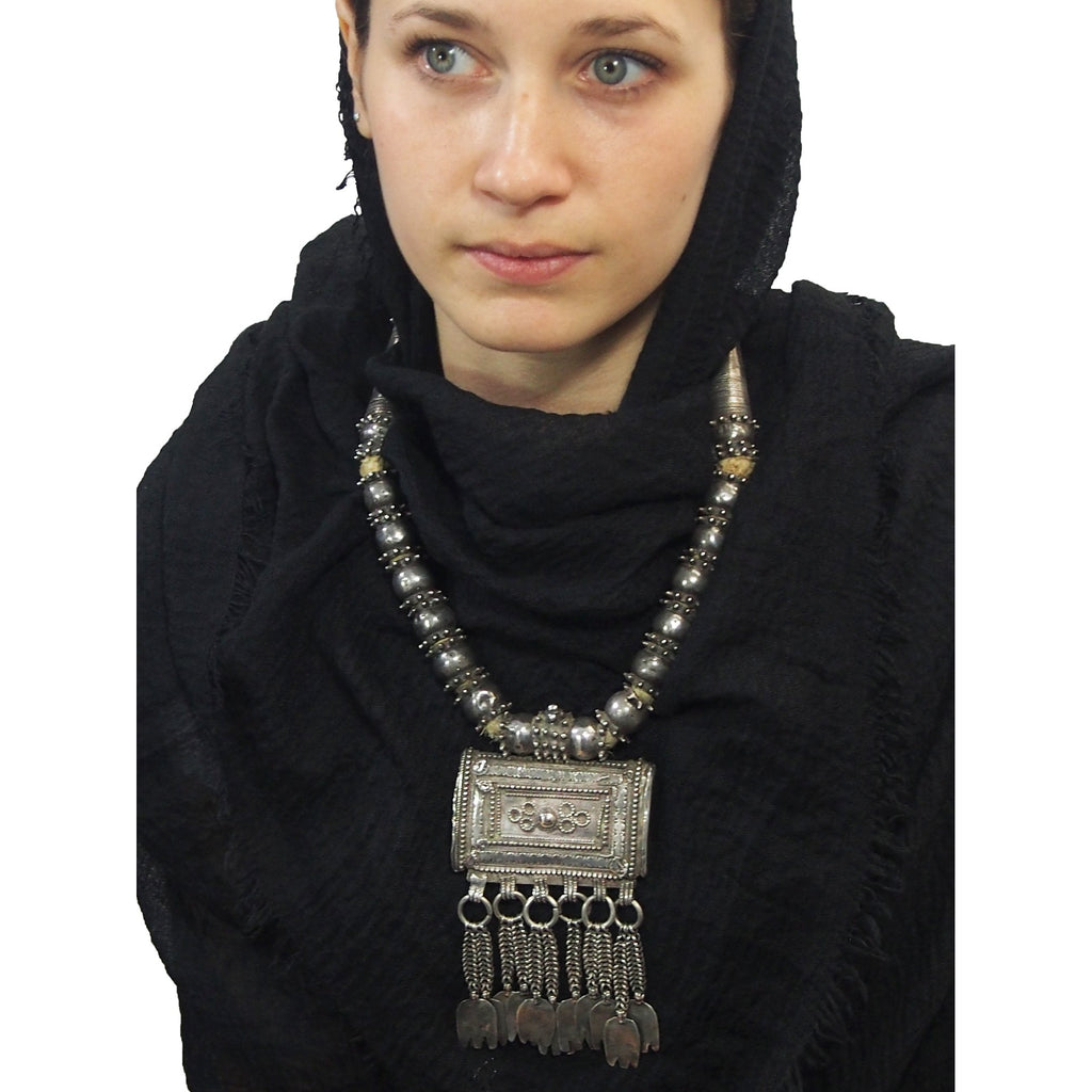 Omani Silver Hirz Pendant Necklace