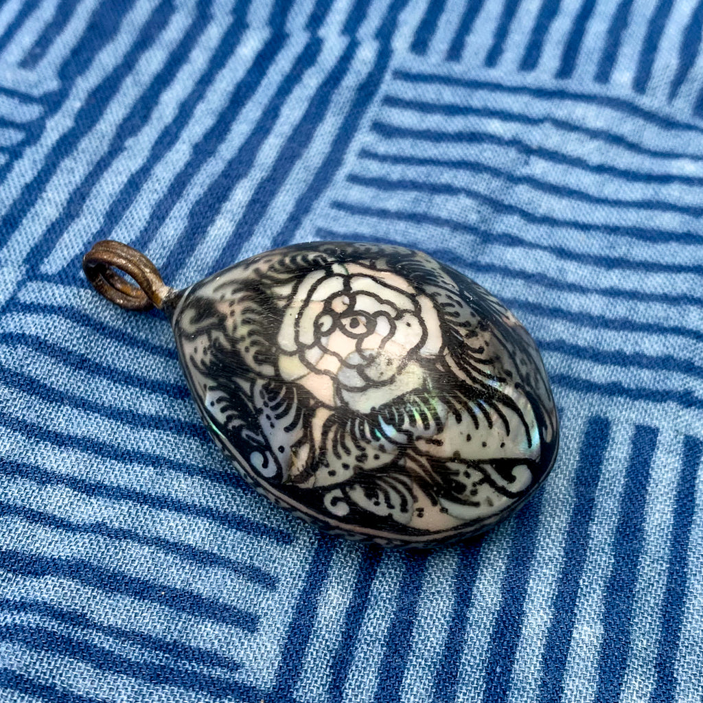 Mother of Pearl Inlaid Pendant fro Thailand