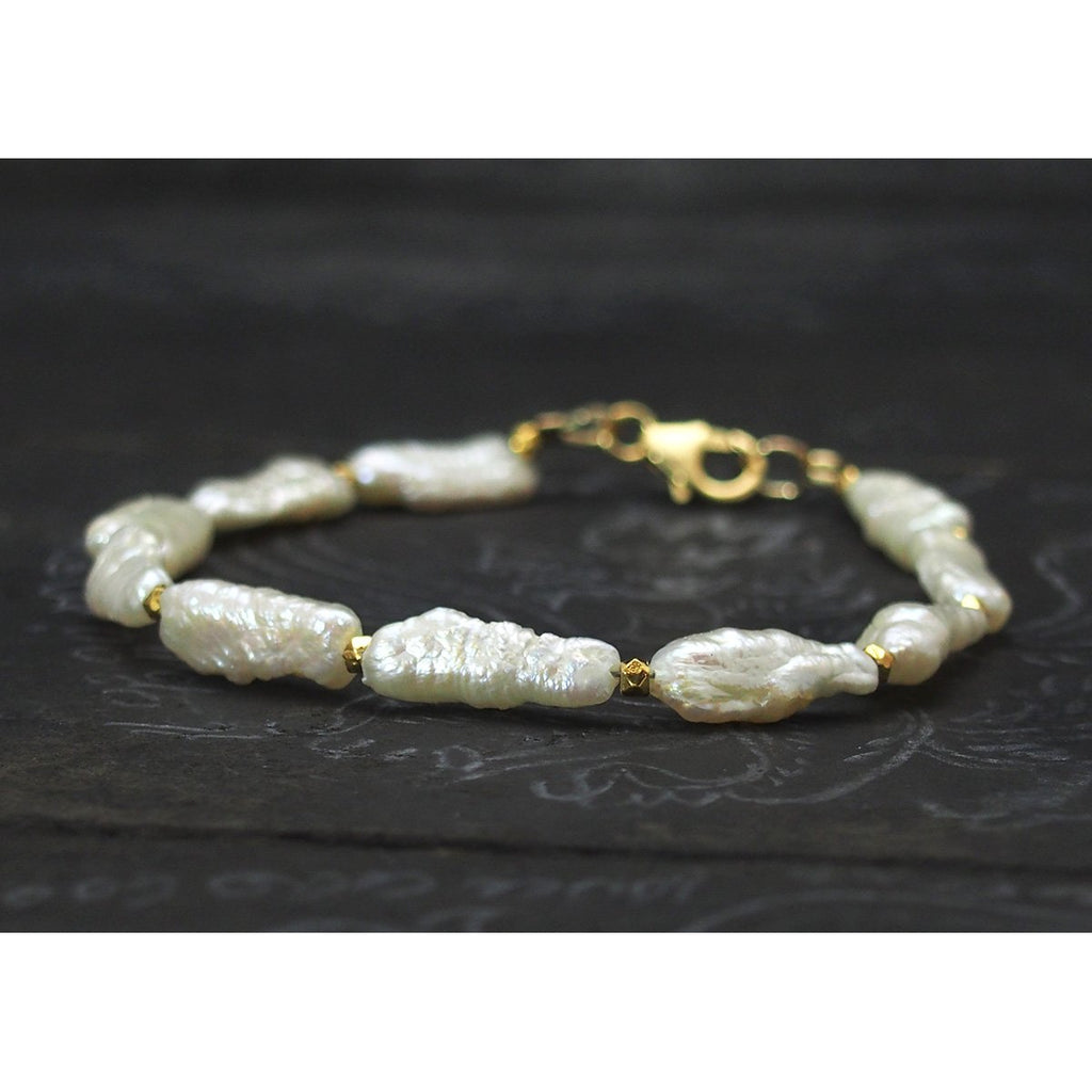 Fresh Water Pearl with Gold Plated Spacer Bead Bracelet with Gold Filled Trigger Clasp
