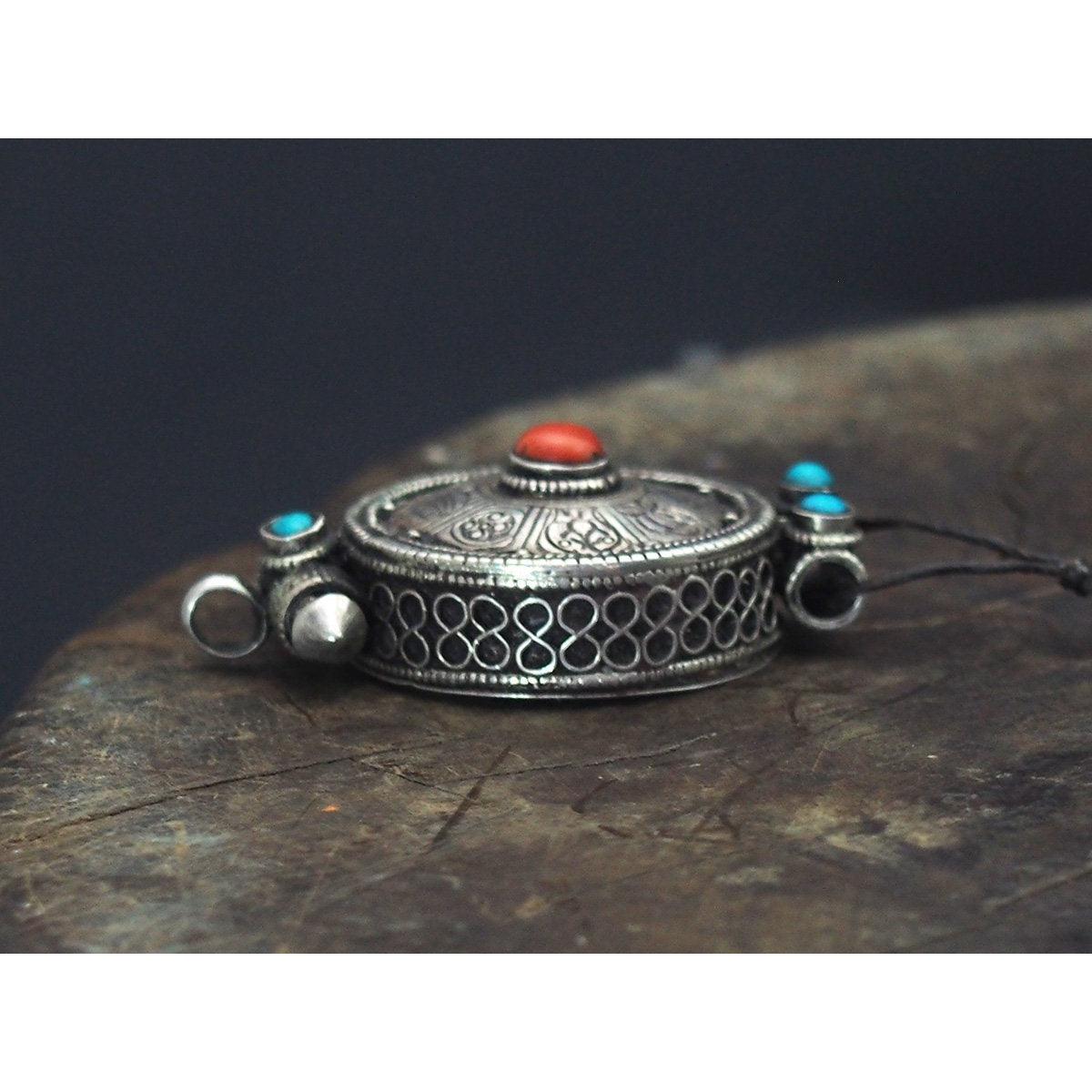 Cylindrical Tibetan Gawu Box Pendant Necklace Tibet Amulet Collection Prayer  Tassel - Walmart.com