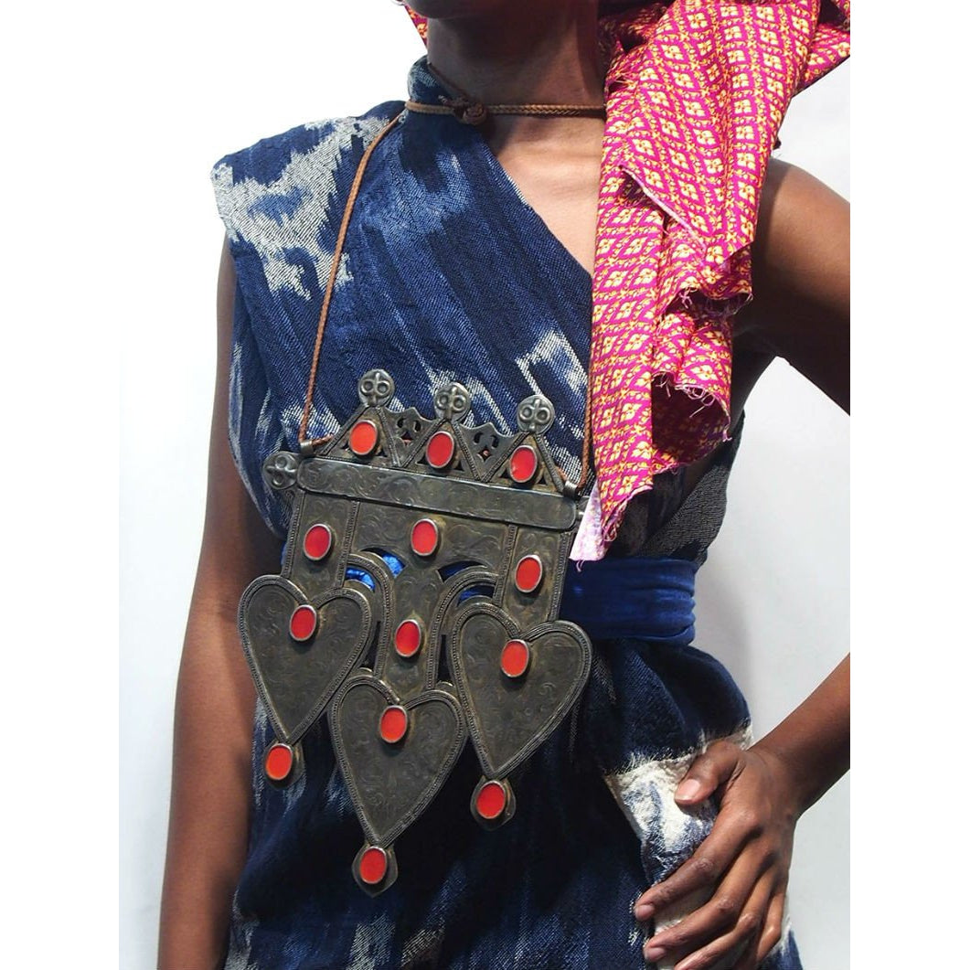 Turkmen Triple Cordiform Heart Shape Pendant-08 – Beads of Paradise